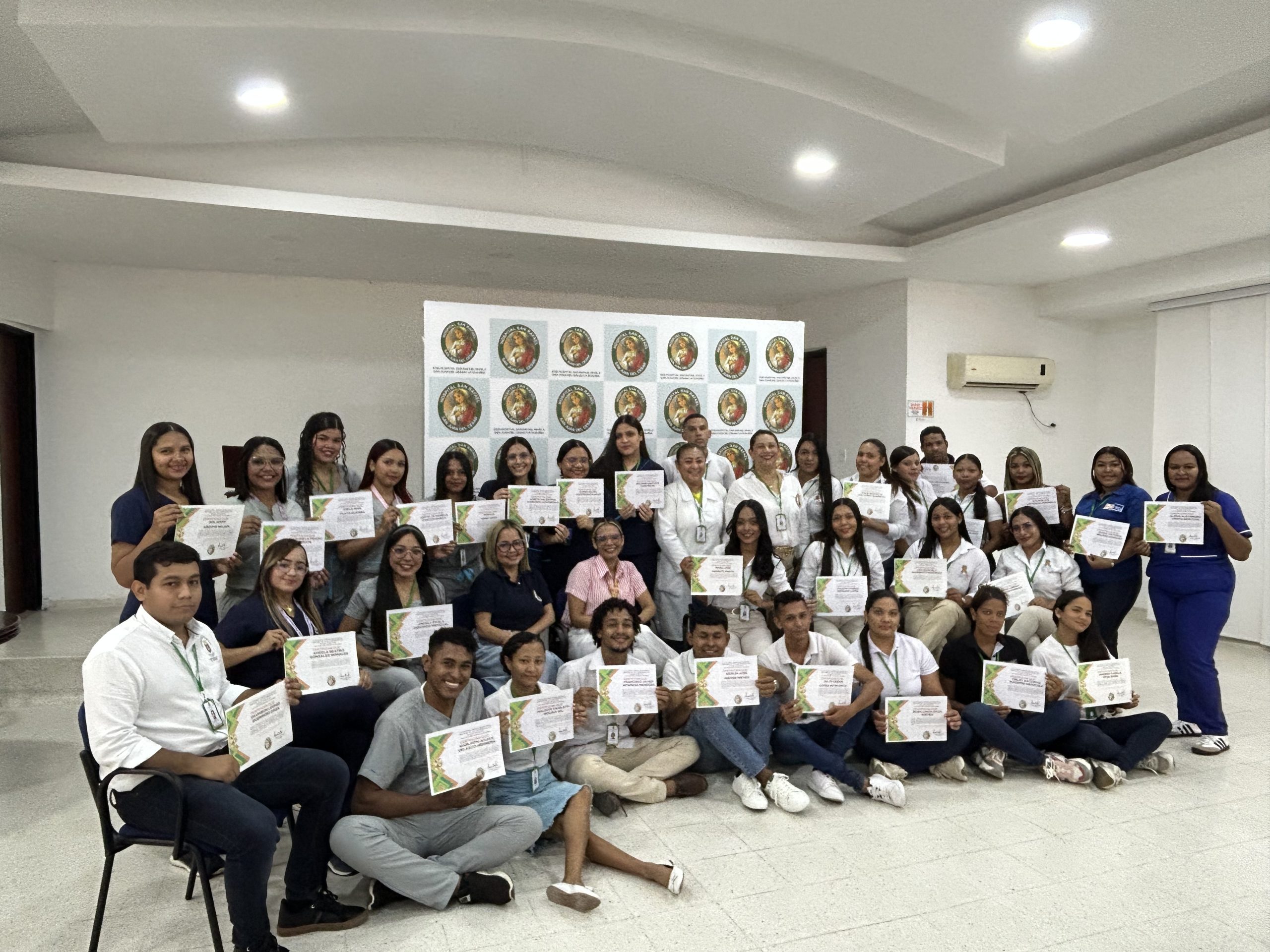 REALIZÓ CLAUSURA DE PRÁCTICAS ACADÉMICAS DEL PRIMER SEMESTRE 2025